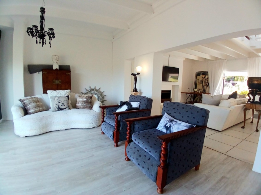 2 Bedroom Property for Sale in Welbedacht Western Cape